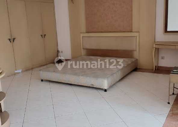 For Quick Sale Intercon House Block C Strategic Location 2