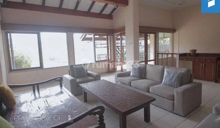 
Rumah Bagus Kokoh, 3 lantai di Cipaku, View Terbaik. Cocok untuk Residential, Cafe, Sanggar 2