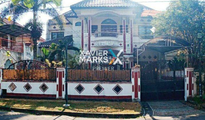 Rumah Luas dan Mewah di Jln Boulevard Perumahan Puncak Dieng 2