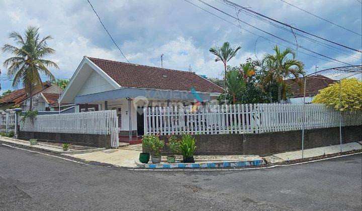 Rumah Klasik Harga Murah di Jl Sungai-Sungai Klojen Malang 2