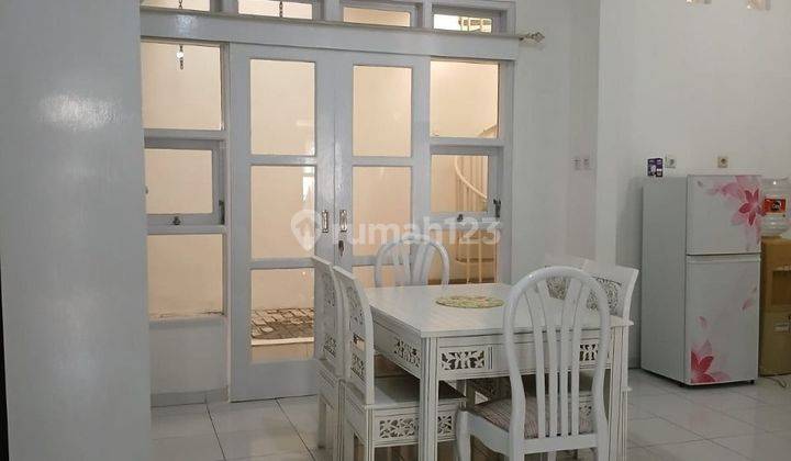 Rumah Cantik Terawat Siap Huni Di Taman Sulfat Malang 2