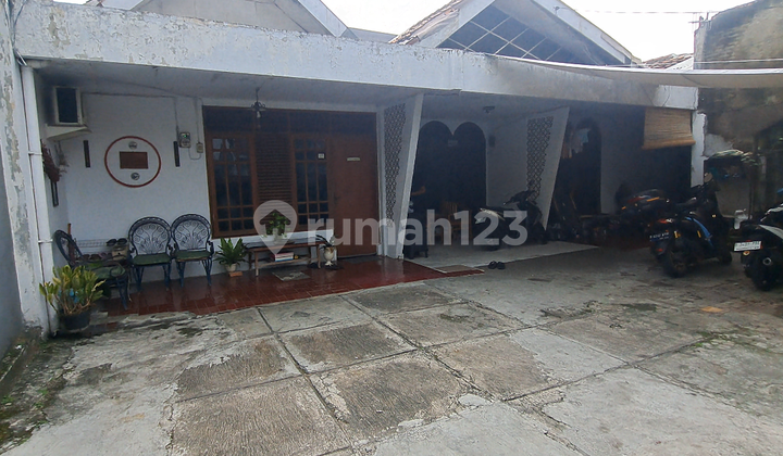Rumah 550 Meter di Kawasan Elit Slipi Jakarta