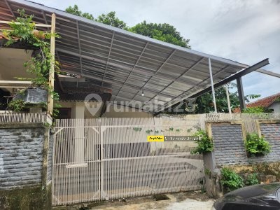 Rumah hitung tanah di cilandak 1,1 Km dari stasiun MRT Cipete
