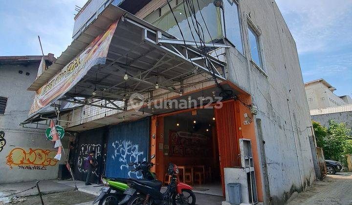 Ruko gandeng di jln. Haji Nawi Raya, 350 meter dari MRT Haji Nawi 2