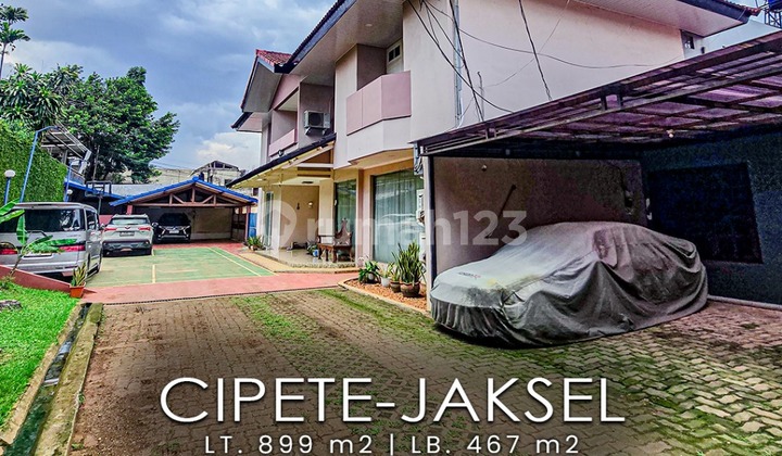 Rumah luas dengan kolam renang di cipete jakarta selatan Rumah luas dengan kolam renang di cipete jakarta selatan