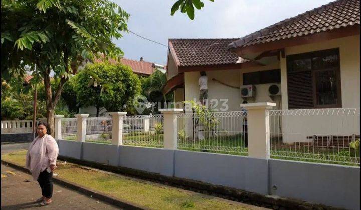 Rumah Hook di Kemang Pratama 1, Bekasi 2