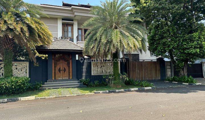 Rumah LANGKA !! SUPER MEWAH HOOK SEMI FURNISH di Jaka Permai, Bekasi Selatan 1