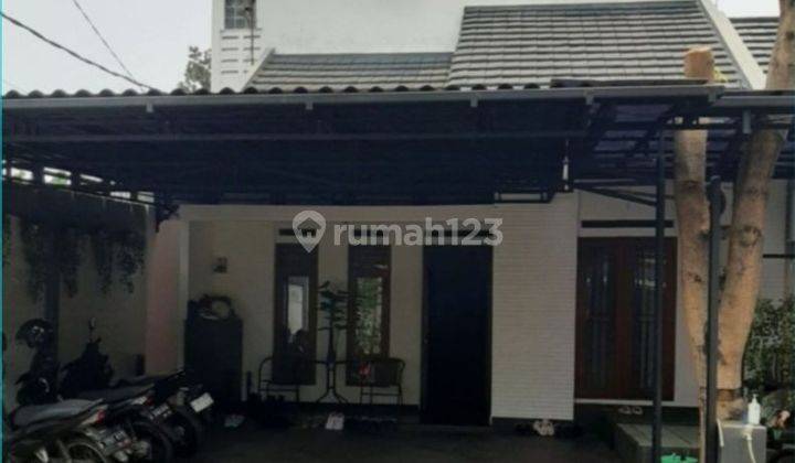 Rumah Luas 2,5 Lantai di Mutiara Cibubur Residence, Jatisampurna Bekasi 
 1