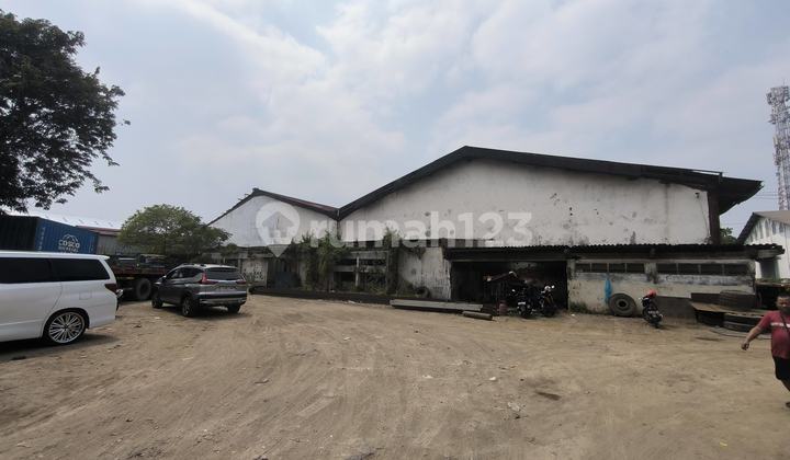 Gudang Raya Margomulyo Lokasi Strategis