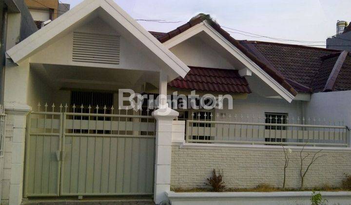 RUMAH DI SUTOREJO PRIMA UTARA 1