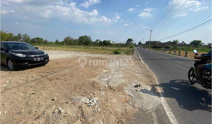 Jl Godean km 8, Lingkungan Perumahan, View Sawah 2