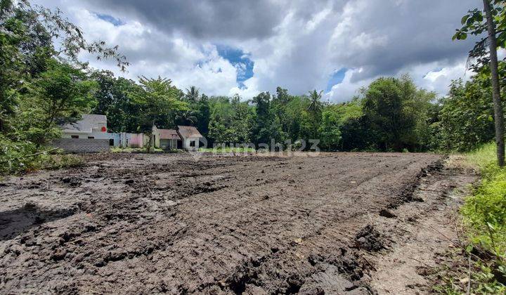 Premium di Bangunjiwo, 7 Menit Lapangan Kasihan Bantul 1