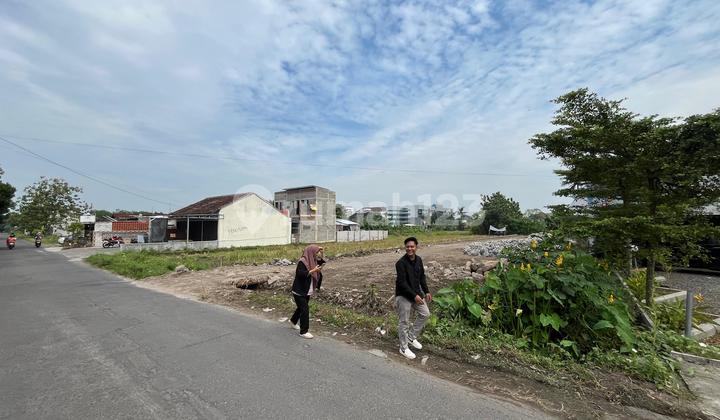 Jl Wates km 4, 8 Menit Titik Nol Yogyakarta