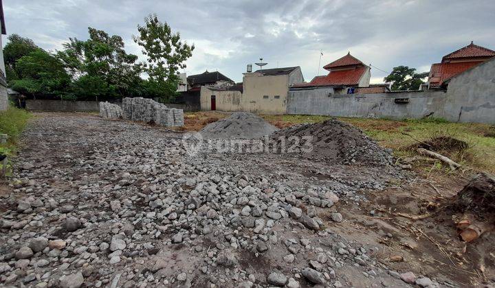 Tanah Jombor 300 m Jl Magelang - Jogja, SHM: Akses Mobil 2