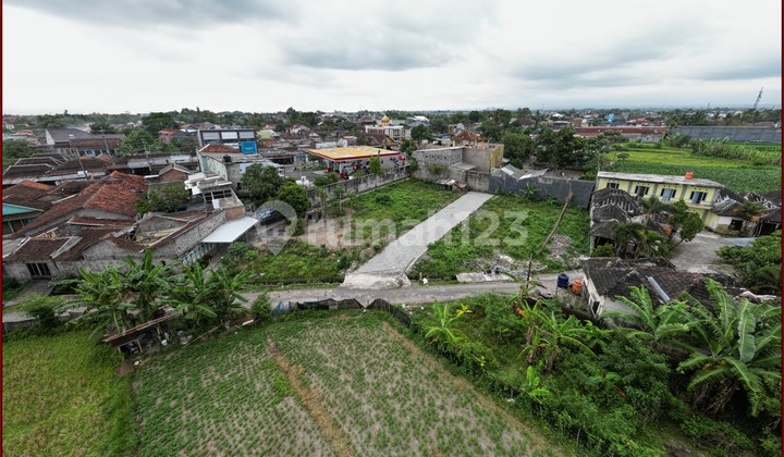 Near UGM campus, premium land in Banteng, ideal for a boarding house business.
