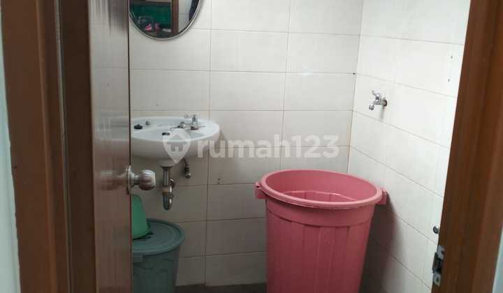 A 3-Bedroom Residence Located in West Jakarta, Near Puri Indah Mall and Lippo Mall, and Daan Mogot. 2