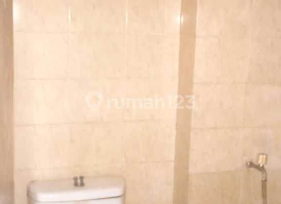 For Sale Nice Shop House in Taman Surya. 2 Floors 2