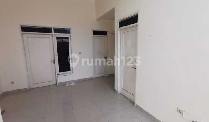For Rent: Nice House in Duta Garden medit For Rent: Nice House in Duta Garden medit