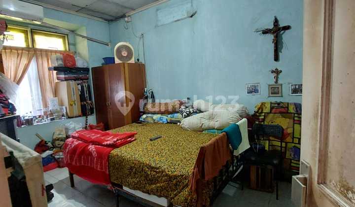 Cheapest Land Sale with a House in Duta Garden, Land Calculation, Near Soetta Airport, Schools, Gas Stations, Tangerang Location. 2