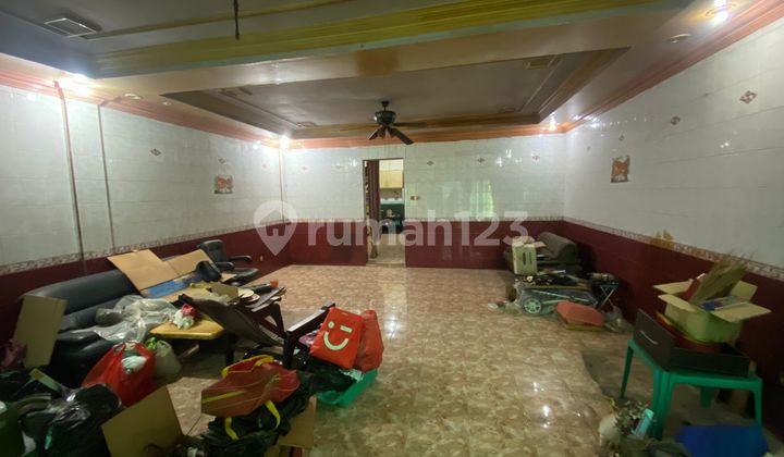 Hunian Tempat Tinggal Dalam Komplek Palem Lestari Cengkareng Jakarta Barat