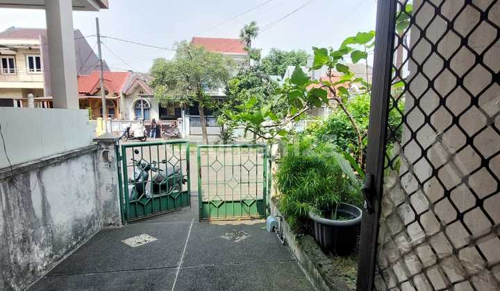 Cheapest Land Sale with a House in Duta Garden, Land Calculation, Near Soetta Airport, Schools, Gas Stations, Tangerang Location. 1