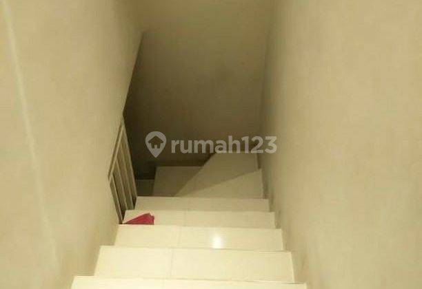 Dijual Rumah di Pinus Regency SHM posisi Hook 2