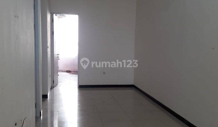 Disewakan Rumah Taman Kopo Indah TKI 5, Cluster Redwood 1