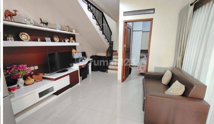 Dijual Rumah Lux di Perumahan Cigadung Hills 1