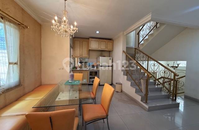 Rumah 4 Kamar 10X30 Furnished Pantai Indah Kapuk Florence Jakut 2