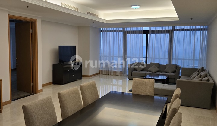 Strategic Luxury 4 Bedroom 281m² Kempinski Private Residence Grand Indo 2