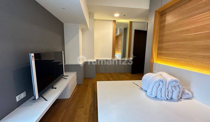 Dijual Apartemen 3 + 1 Bedroom Furnished di Anandamaya Residences 1