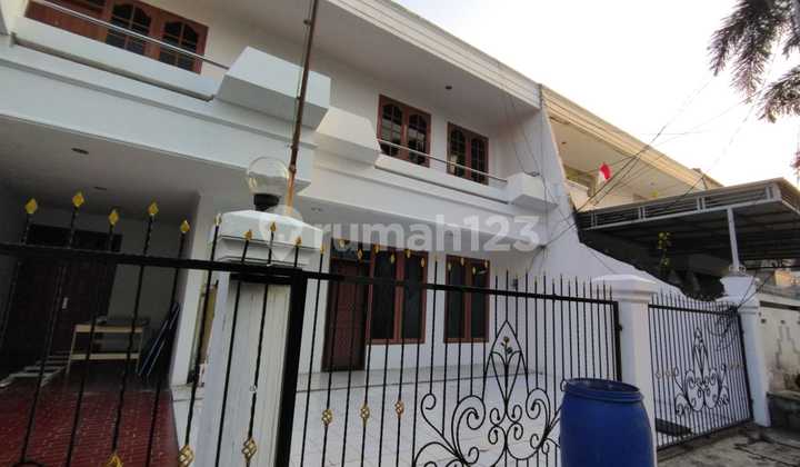 Sewa Rumah 4 Kamar 10x20 Di Blok 8 Muara Karang Jakarta Utara