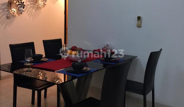 Rent & Sale Setiabudi Residence 3 Bedrooms Private Elevator 149M2 Furnished 2