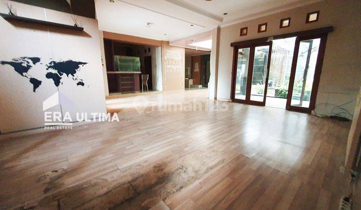 Rumah Modern Minimalis 2 Lantai di Cihanjuang 1