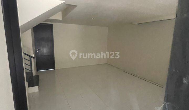 Rumah Jakarta Selatan 3 Lantai Di Cilandak Tb Simatupang. Ready Unit 2