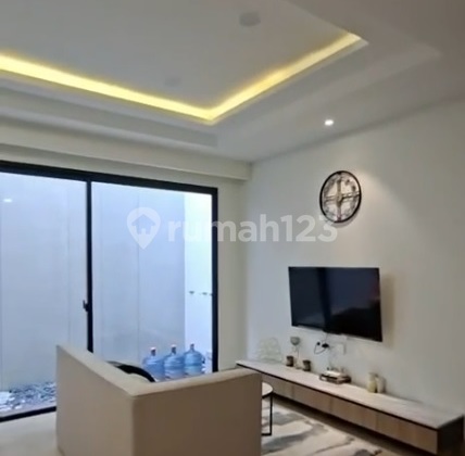 Disewakan Rumah Kawasan BSD Cluster Tanakayu Vasya, Tangerang Selatan