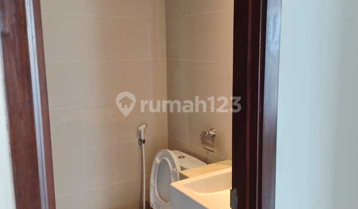 Disewakan Apartment Green Sedayu 3 BR Furnished , Taman Palem, Jakarta Barat   2