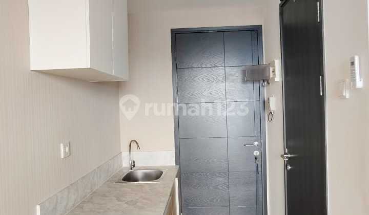 Disewakan Apartment Collins Boulevard, type Studio, Unfurnished, Tangerang kota