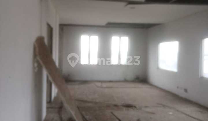 For Rent Land and Building Jatiwaringin 2