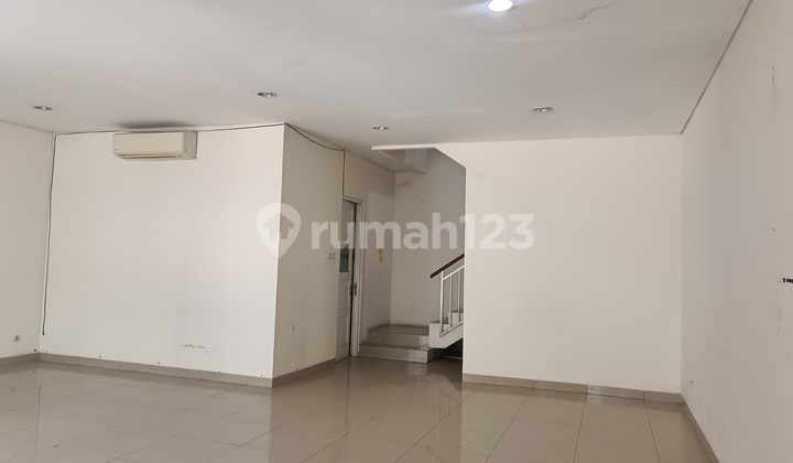 Lavender Ivory House 2