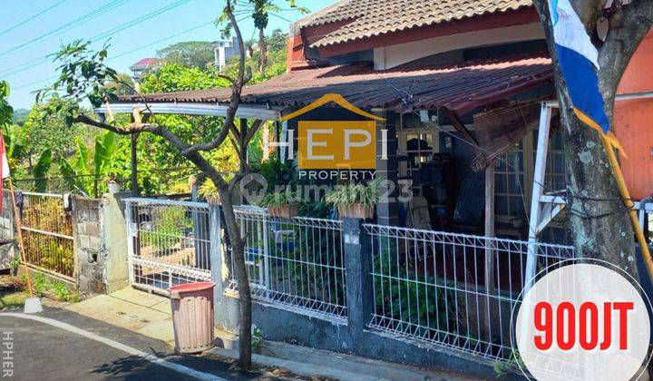 Dijual rumah di pojokan gombel semarang 1