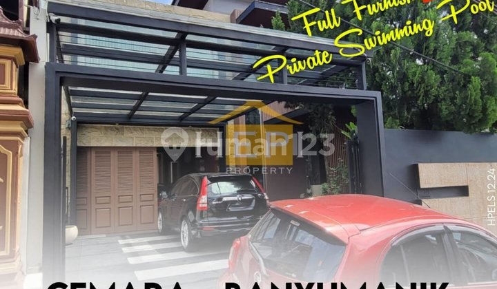 Dijual Cepat! Rumah Mewah di Jl. Cemara, Banyumanik 1