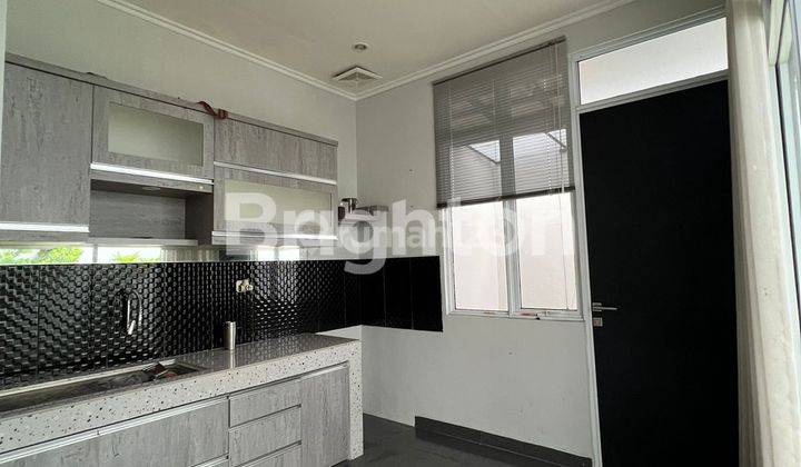 RUMAH DALAM CLUSTER CANTIK SEMI FURNISH DEPAN TAMAN DI METLAND TRANSYOGI CILEUNGSI 1