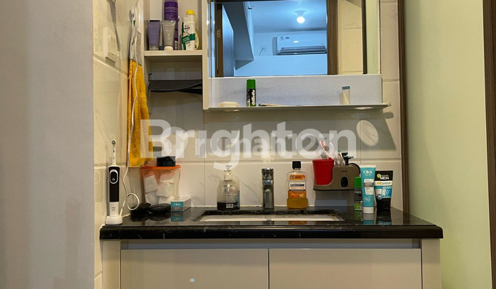 BSD apartment has a beautiful view and is fully furnished with a water heater bonus.