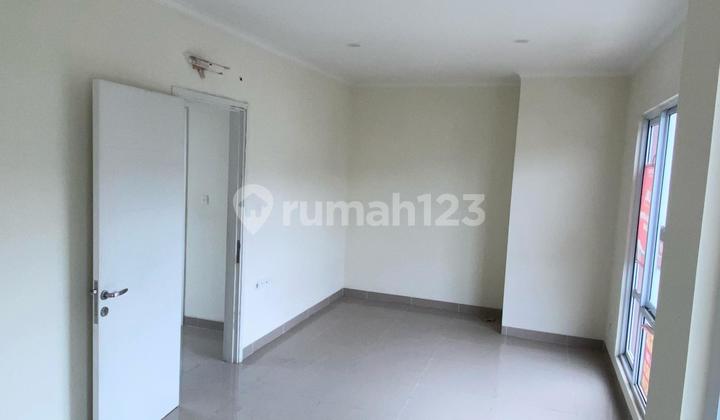 For Sale: 2-Story Move-In Ready Home in Agnesi Cluster, Gading Serpong 2