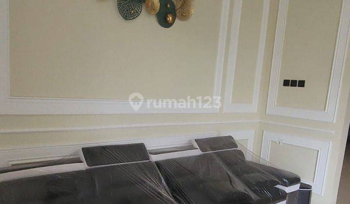 Rumah Cantik 3 Lantai Hook Bangunan Mandiri Full Furnished Di Bsd 2