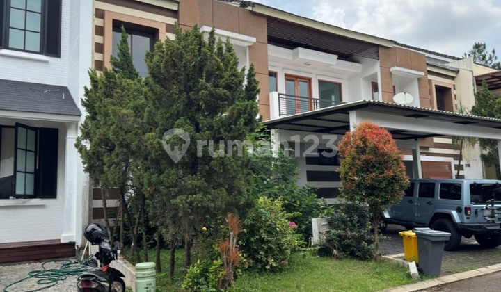 For Sale Luxury 2-Story Twin House in The Green BSD City, Tangerang