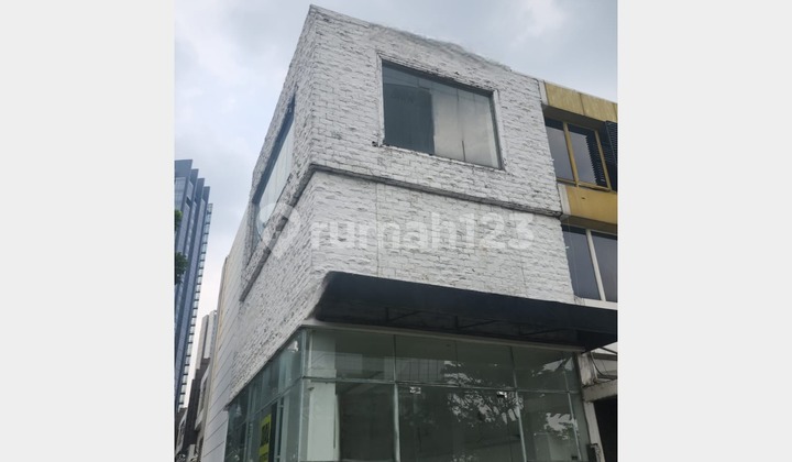 Dijual Ruko Boulevard 3 Lantai Strategis di Alam Sutera