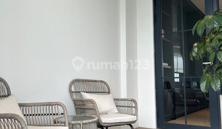 For Sale 3-Story Luxury House Armont – BSD City 2