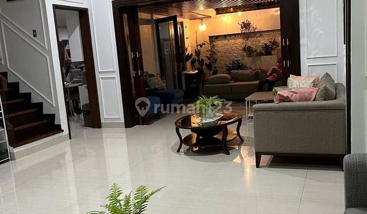 Dijual Rumah  Cantik Siap Huni, di Senayan Bintaro Jaya Sektor 9 2